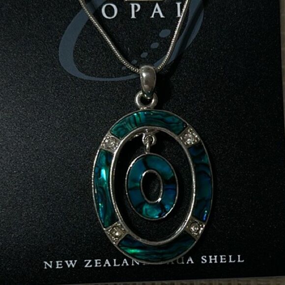 hallifax Marine Opal Silver Teal Blue Green New Zealand Paua Shell Necklace - Picture 5 of 5
